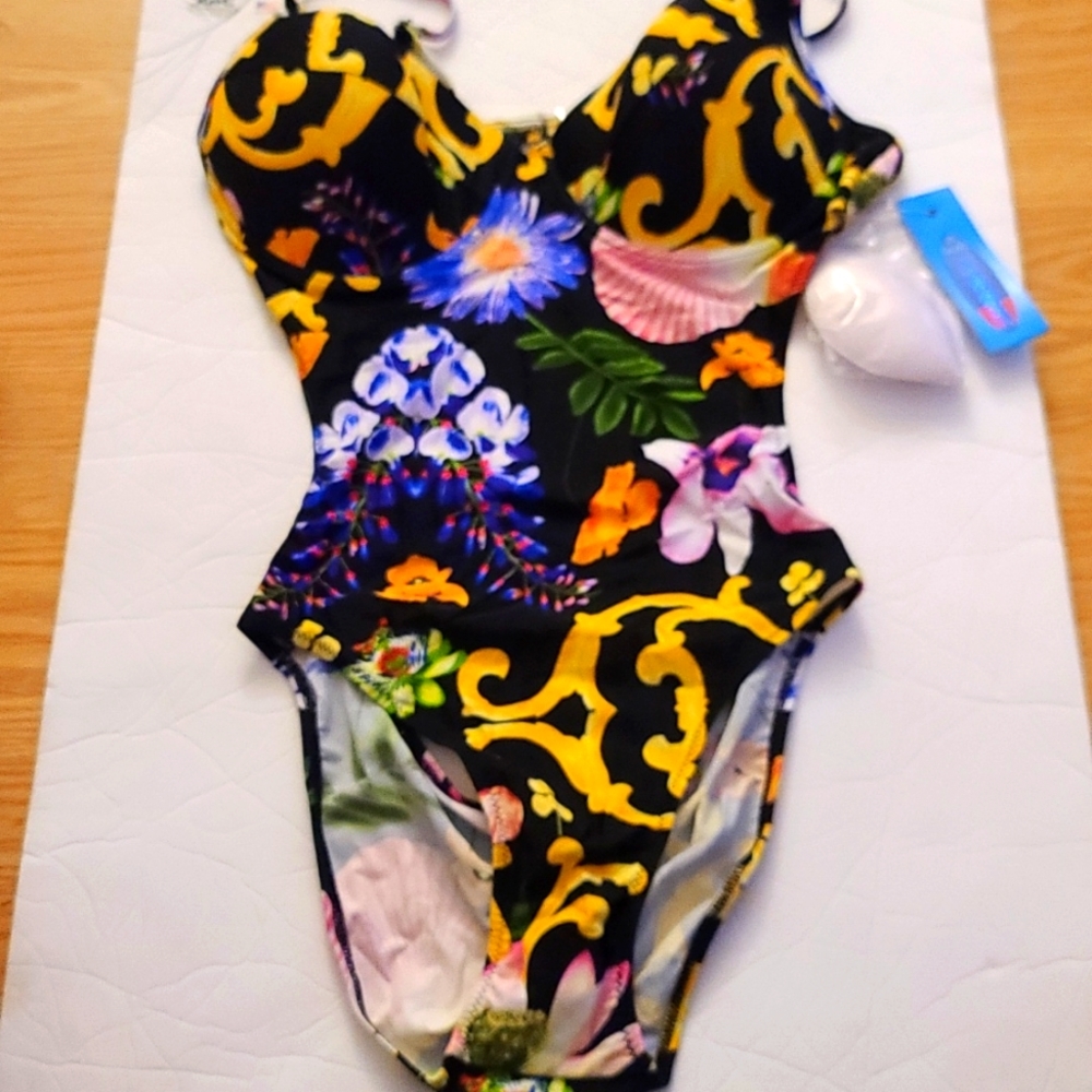 Swim wear